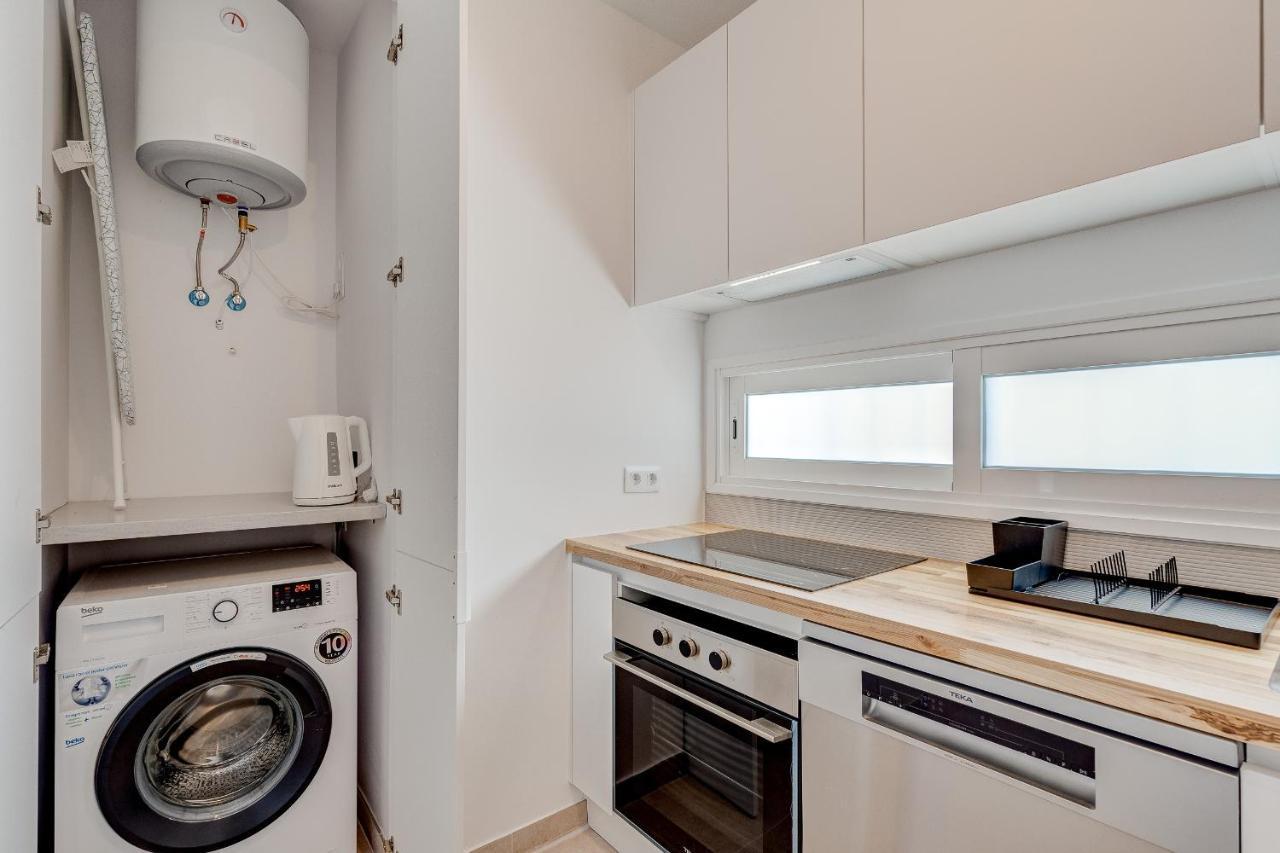 Good Mood - Sunny Seaview Apartment กาเยาซัลวาเค ภายนอก รูปภาพ