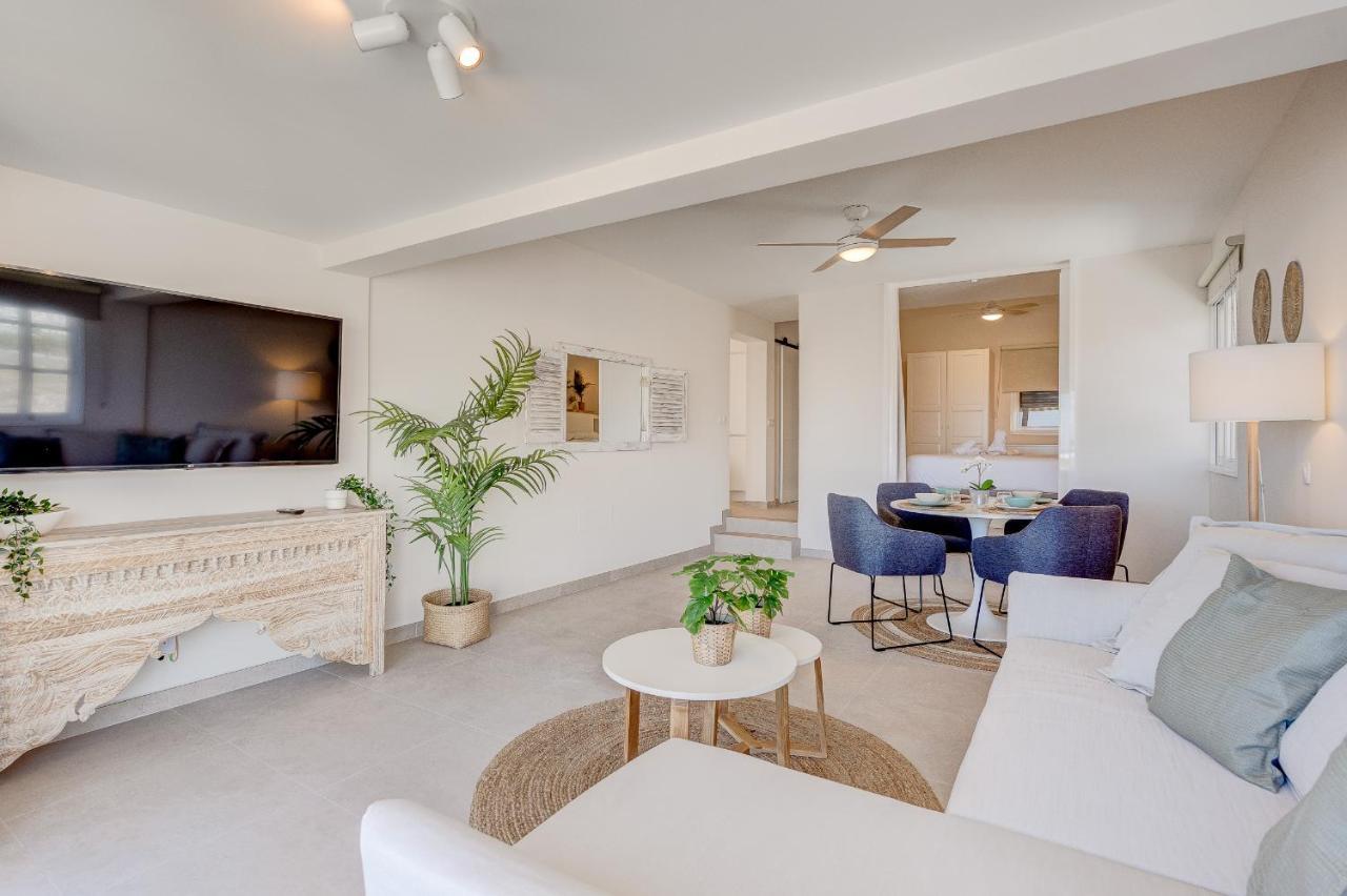 Good Mood - Sunny Seaview Apartment กาเยาซัลวาเค ภายนอก รูปภาพ
